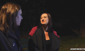 Двойное проникновение в пизду зрелой шлюхи